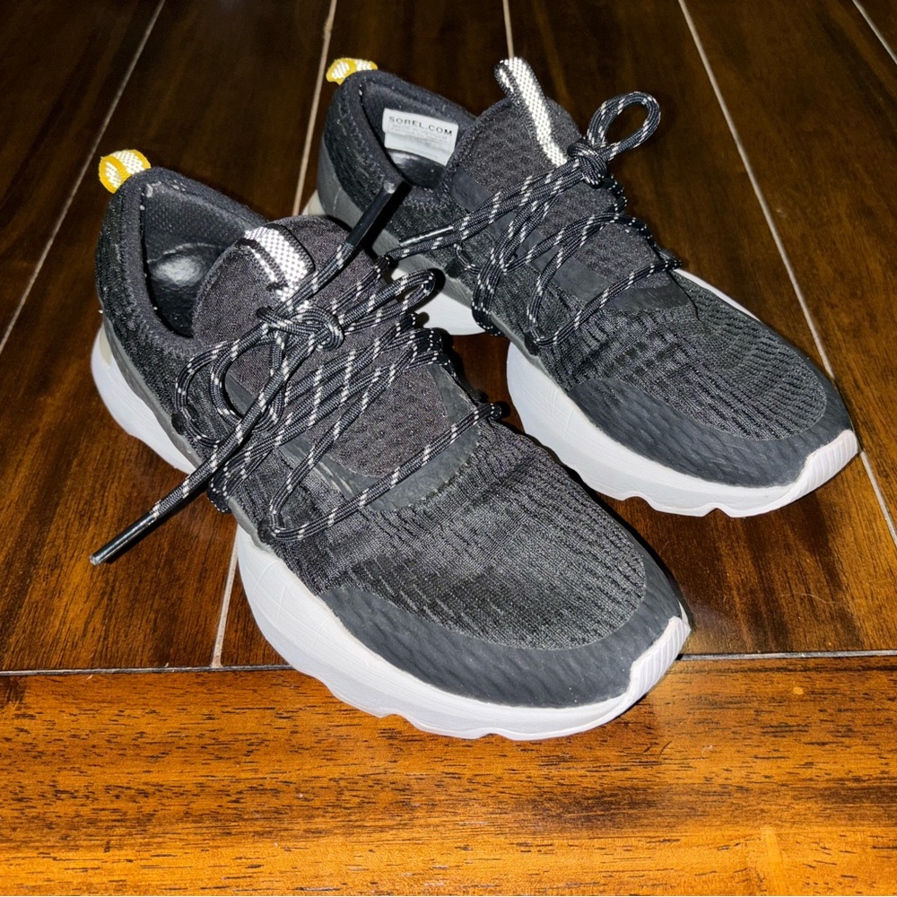Sorel Kentucky Impact Lace Sneakers Size 8